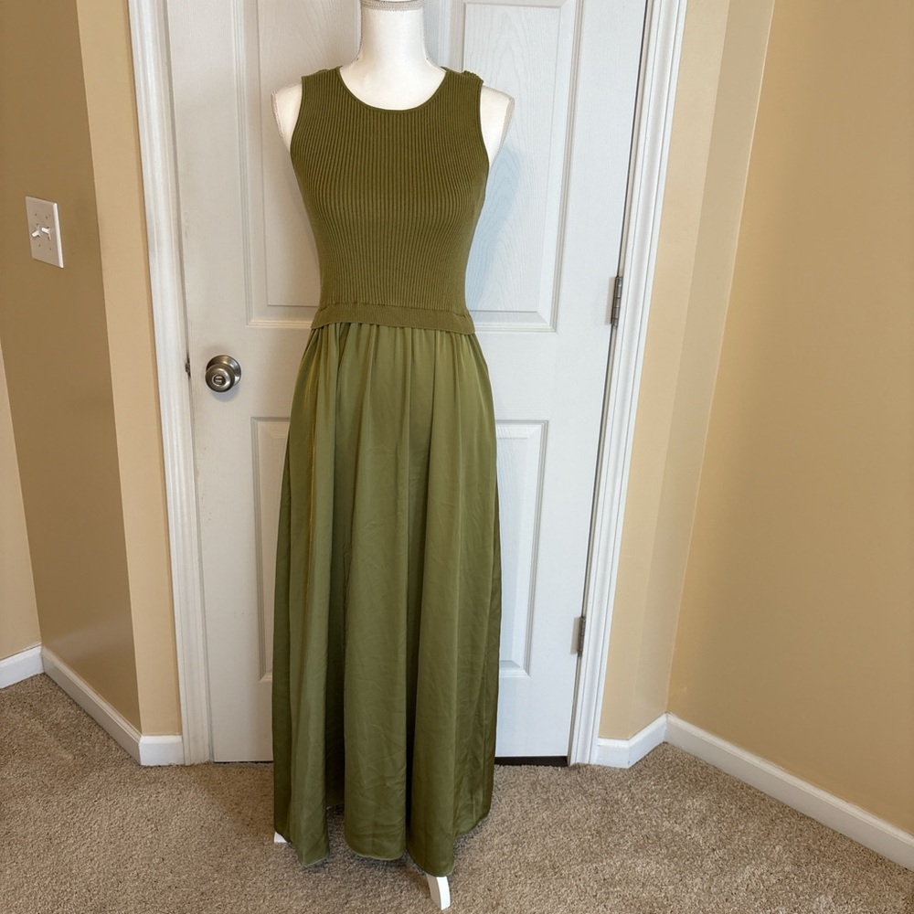 Ann Taylor Olive Green Ribbed Maxi Dress